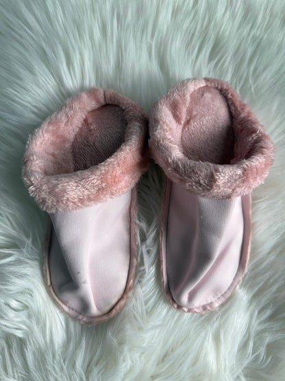 Furry croc liners