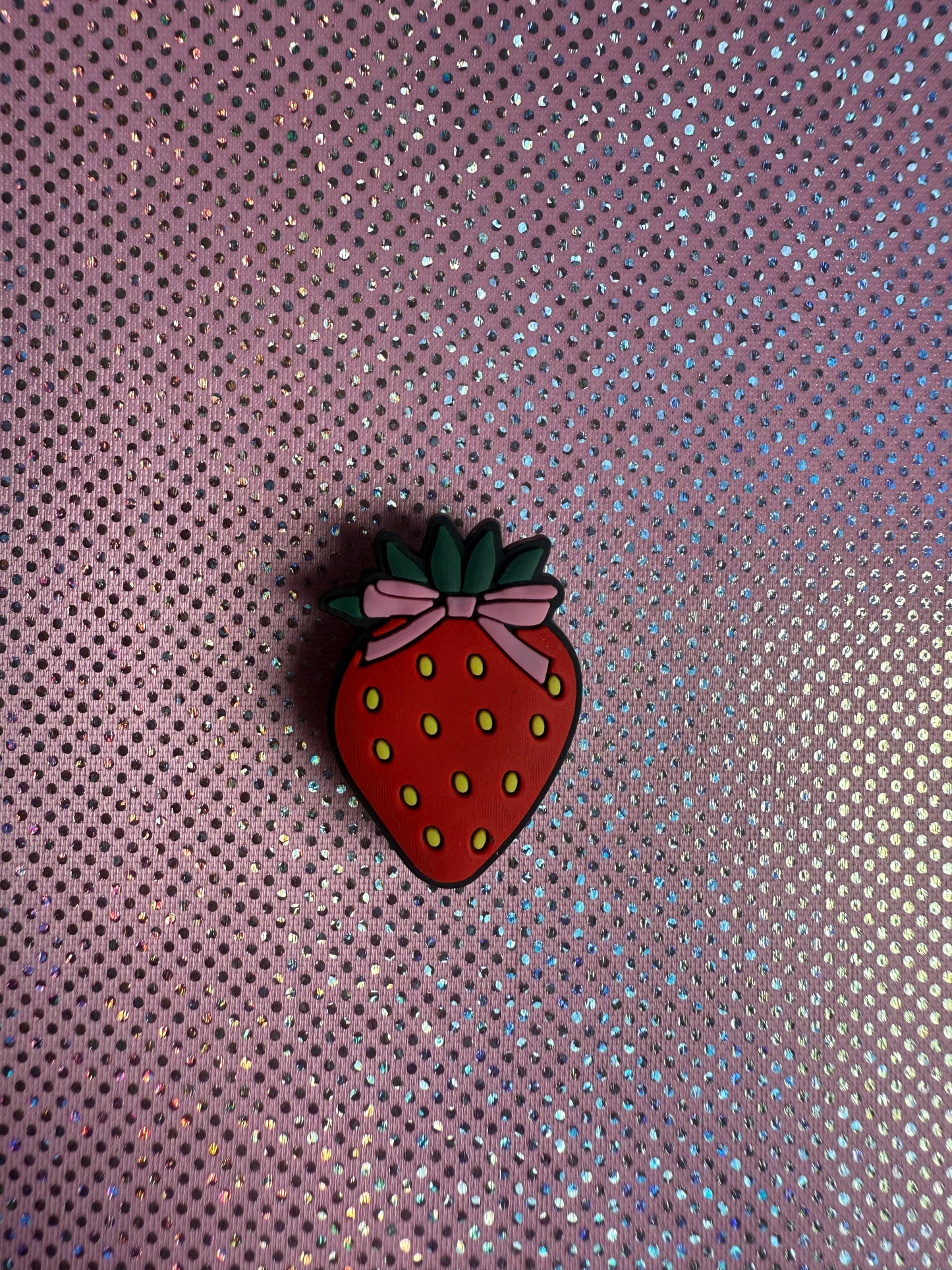 Bow Strawberry