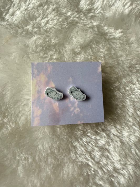 🎁 FREE Croc stud earrings (100% off)