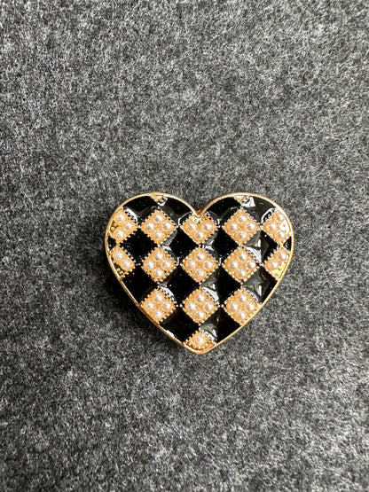 Black and Pearl heart